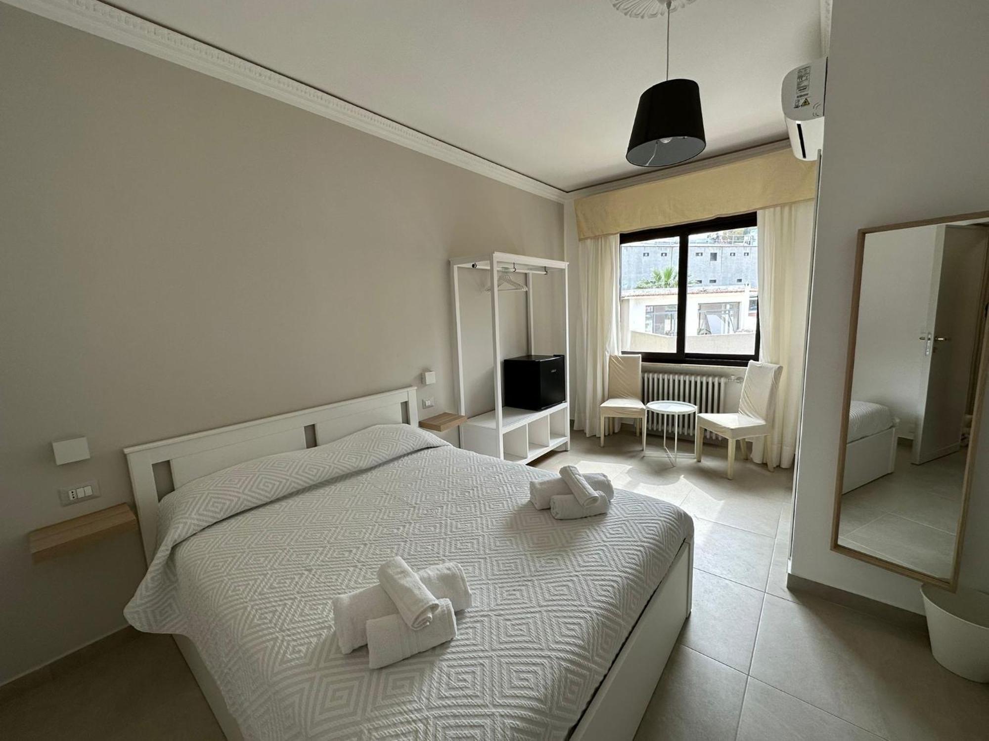 Mira Taormina Rooms Exteriör bild
